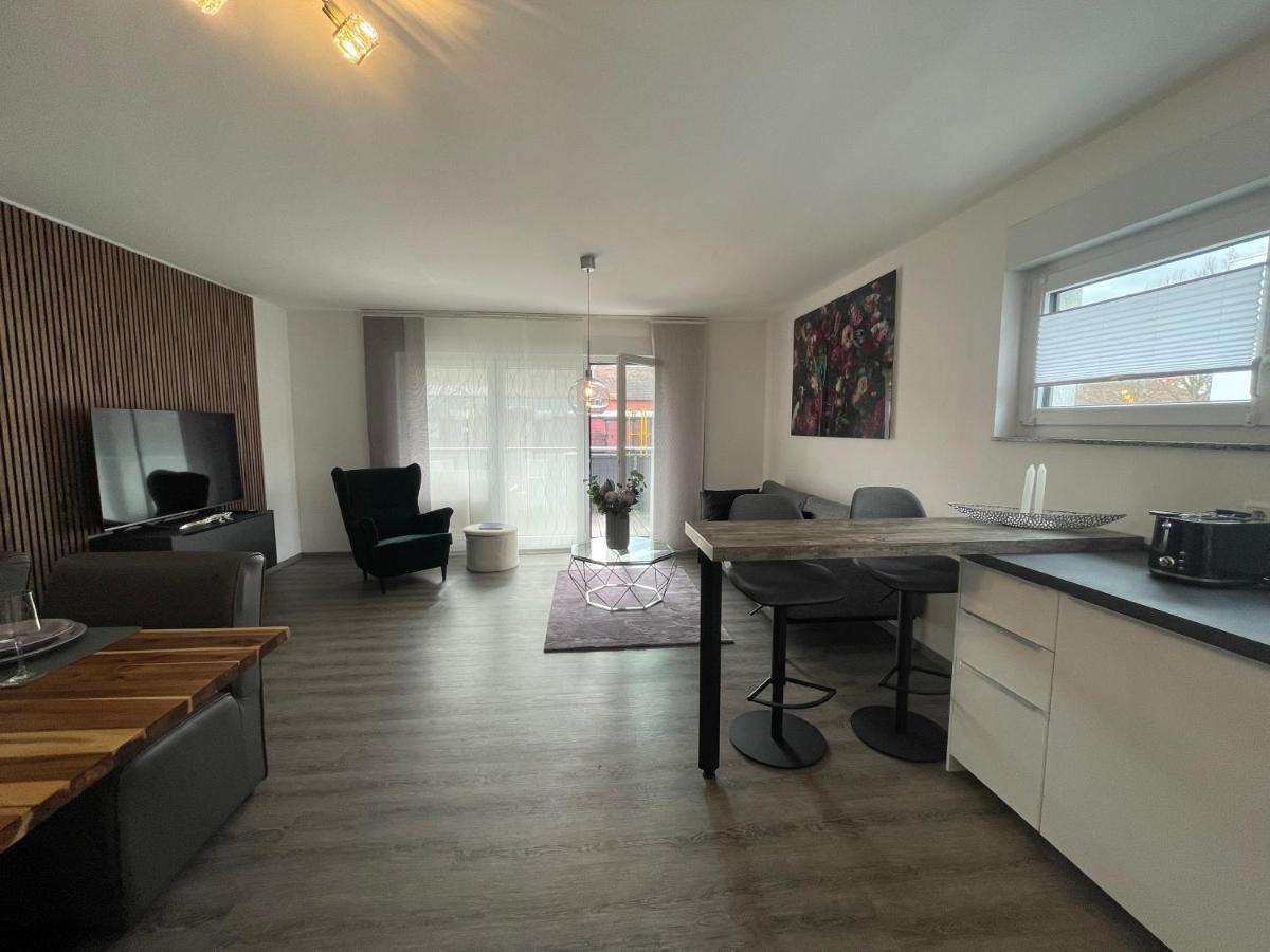 Exklusive Wohnung Zentral Mit Grossem Balkon Losheim Eksteriør billede